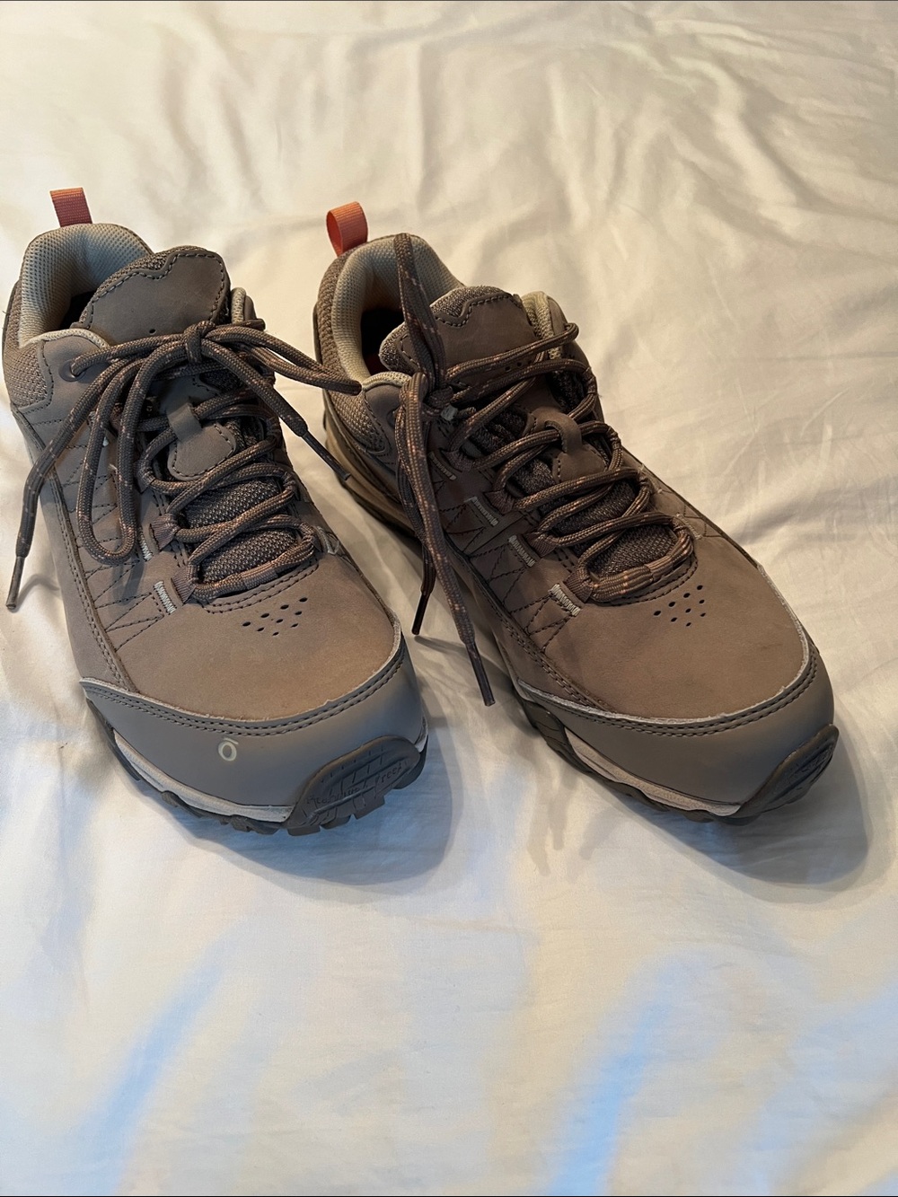Oboz ousel low b dry women’s hiking shoe in size 7.5
